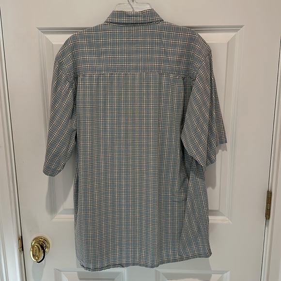 Men’s IZOD shirt- blue/gray/white size medium. - Picture 8 of 8